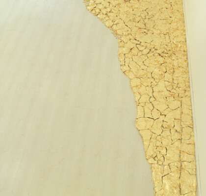 On the marks of the nails